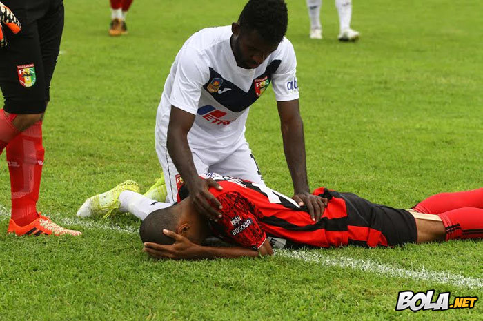 Persipura Bantai Mitra Kukar