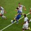 4 Pemain Jerman memberi pengawalan ketat kepada Lionel Messi tak mampu berbuat banyak pada laga Final Piala Dunia di Stadion Maracana, Rio de Janeiro, 14 Juli 2014.