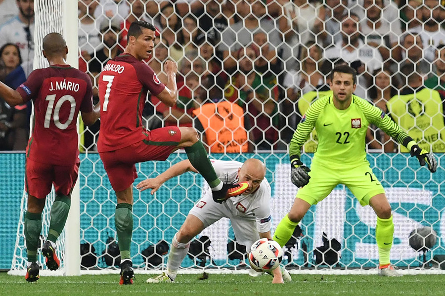 Keberuntungan Berlanjut, Portugal ke Semifinal