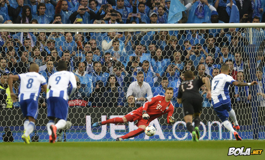 Tiga Kesalahan, Bayern Terkapar di Do Dragao.