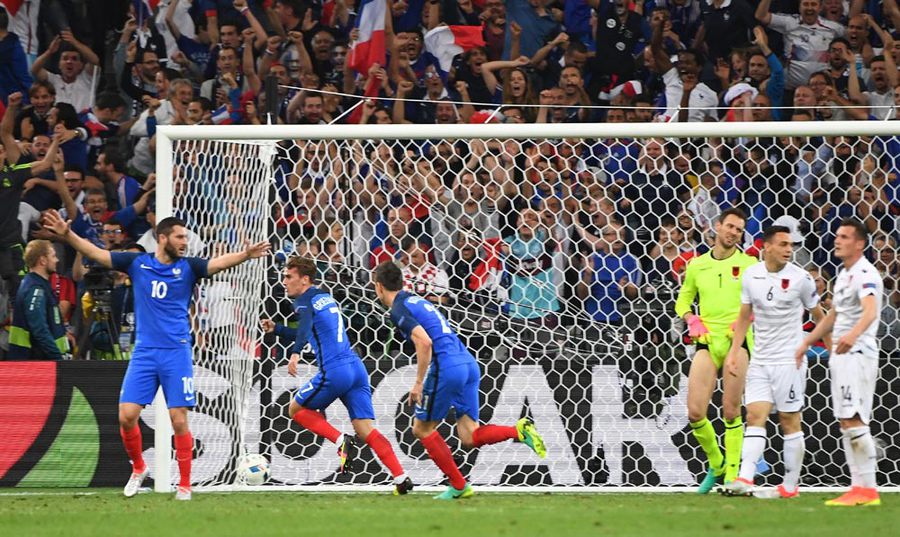 Prancis Menang dramatis Atas Albania