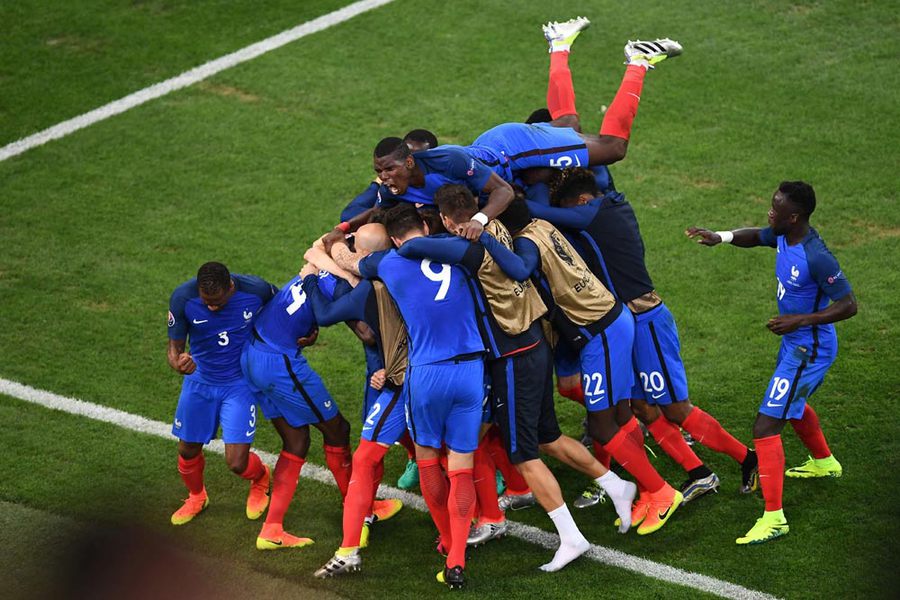 Prancis Menang dramatis Atas Albania