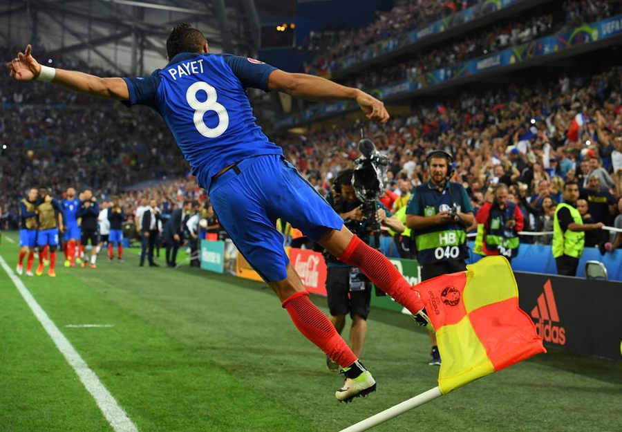 Prancis Menang dramatis Atas Albania