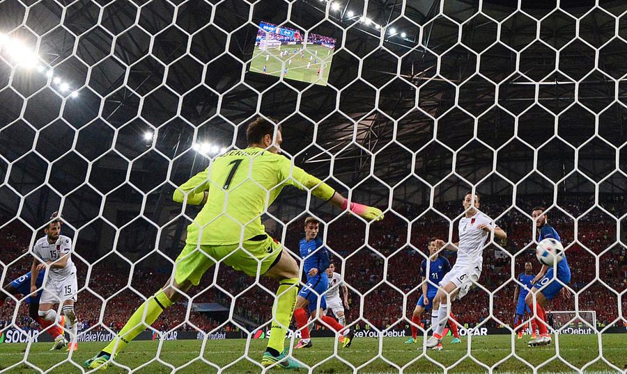 Prancis Menang dramatis Atas Albania