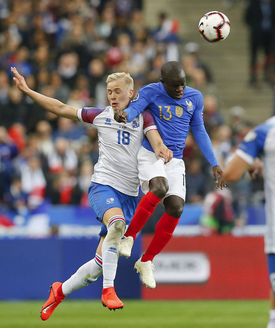 Prancis Pesta Empat Gol Lawan Islandia