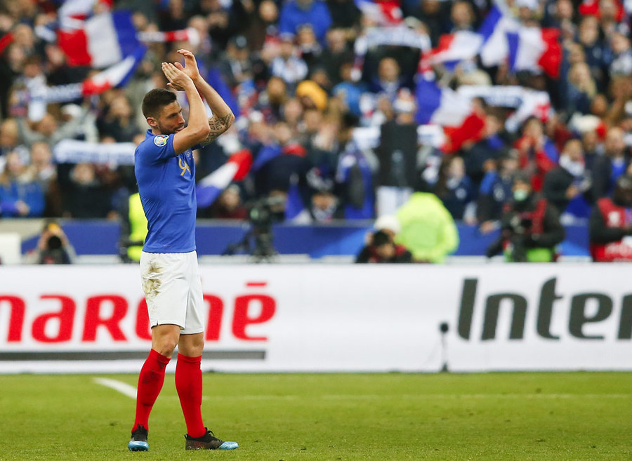 Prancis Pesta Empat Gol Lawan Islandia