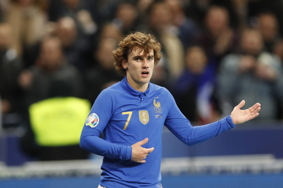 Prancis Pesta Empat Gol Lawan Islandia