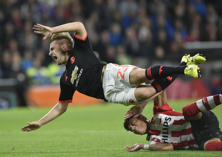 Duka Setan Merah di Philips Stadion