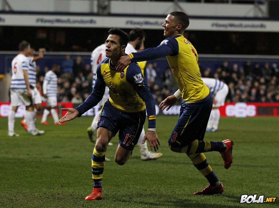 Giroud dan Alexis Menangkan Arsenal