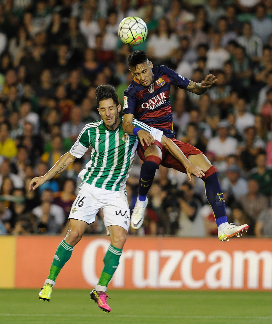 Bungkam Real Betis dan Kembali ke Puncak