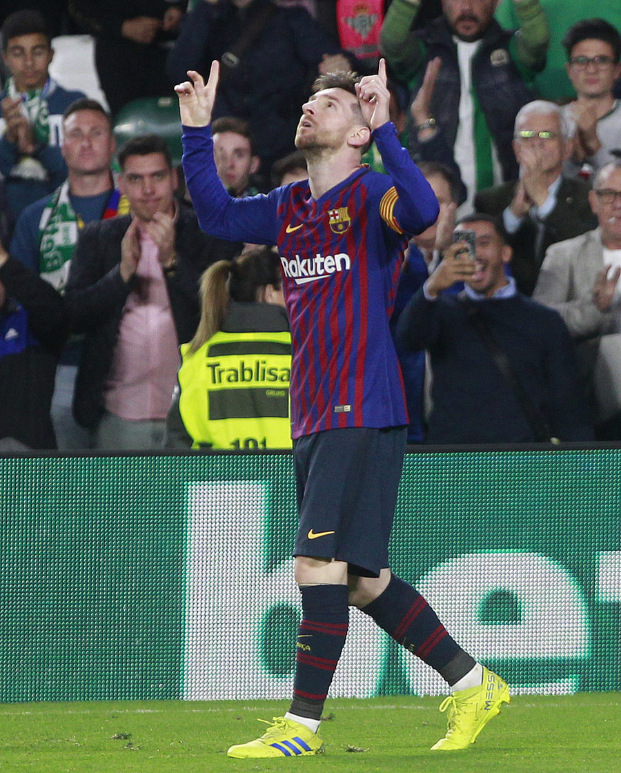 Messi Bersinar, Barcelona Menang