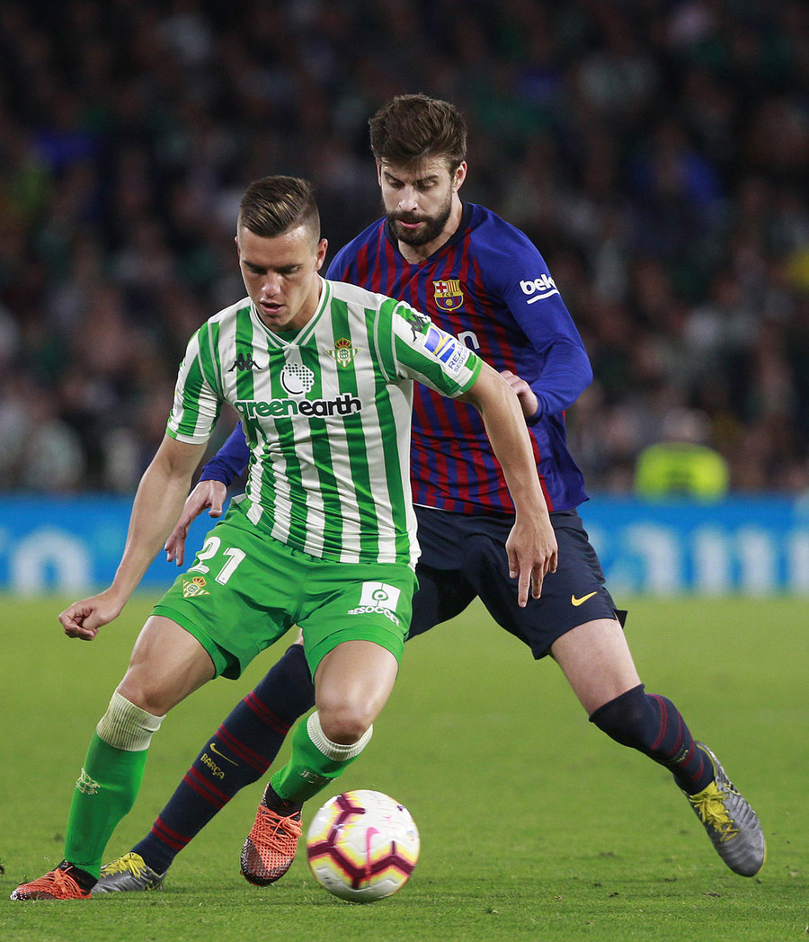 Messi Bersinar, Barcelona Menang