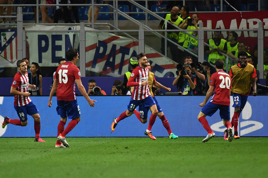 Real Madrid Raih Trofi Liga Champions