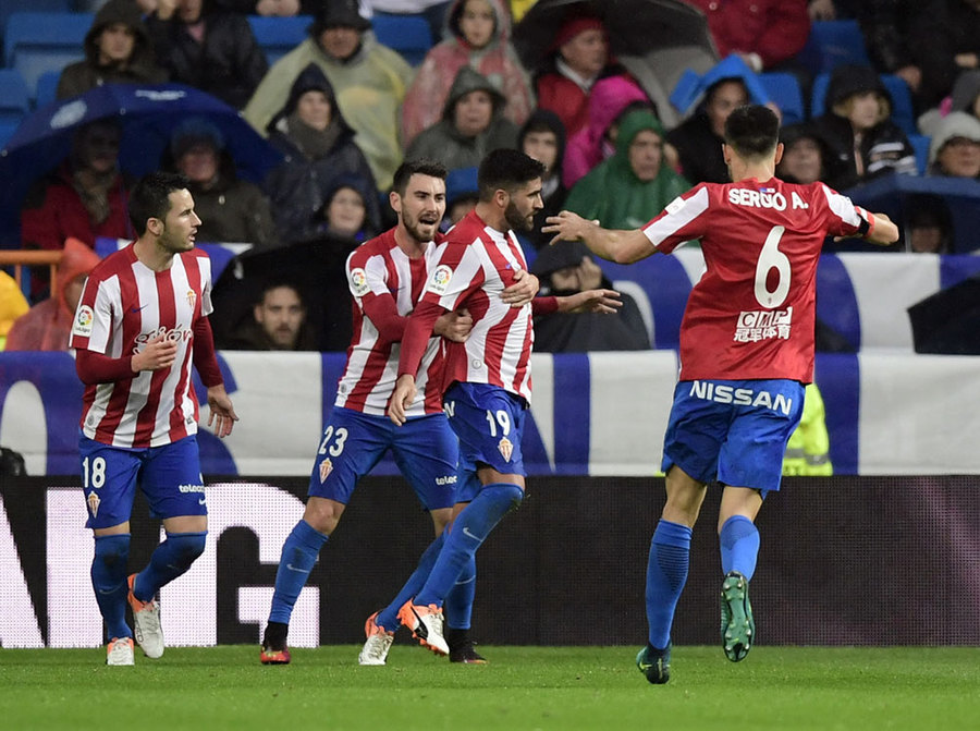 Brace Ronaldo Bungkam Gijon di Bernabeu