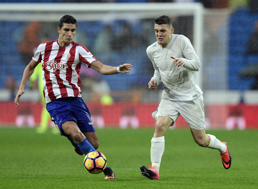 Brace Ronaldo Bungkam Gijon di Bernabeu