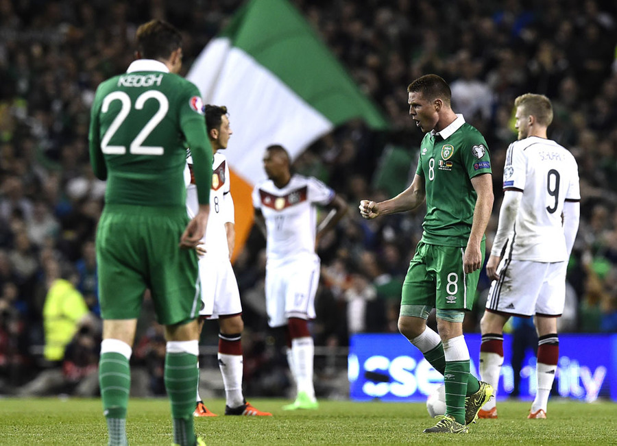 Sang Juara Dunia Menyerah di Irlandia