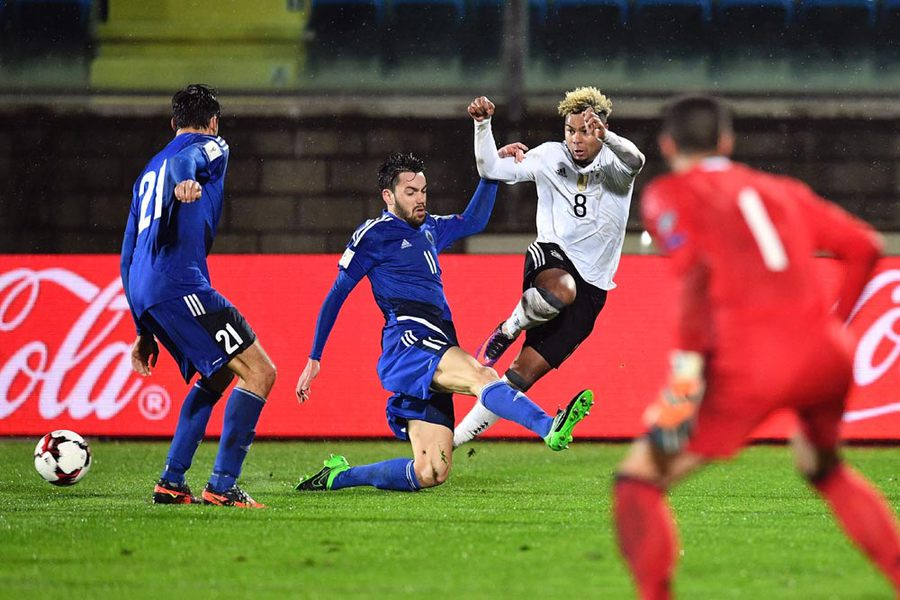 Hattrick Gnabry, Jerman Bantai San Marino