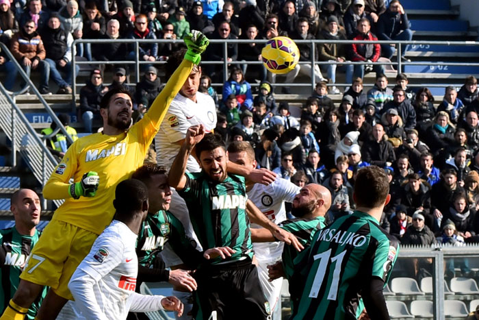 Sassuolo Injak-Injak Nerazzuri