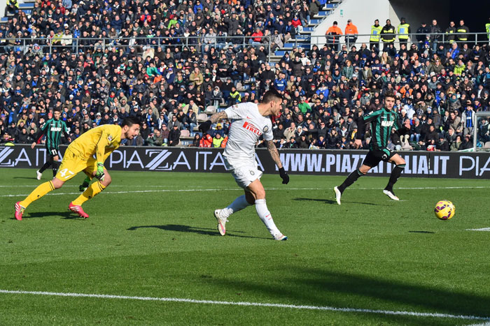 Sassuolo Injak-Injak Nerazzuri