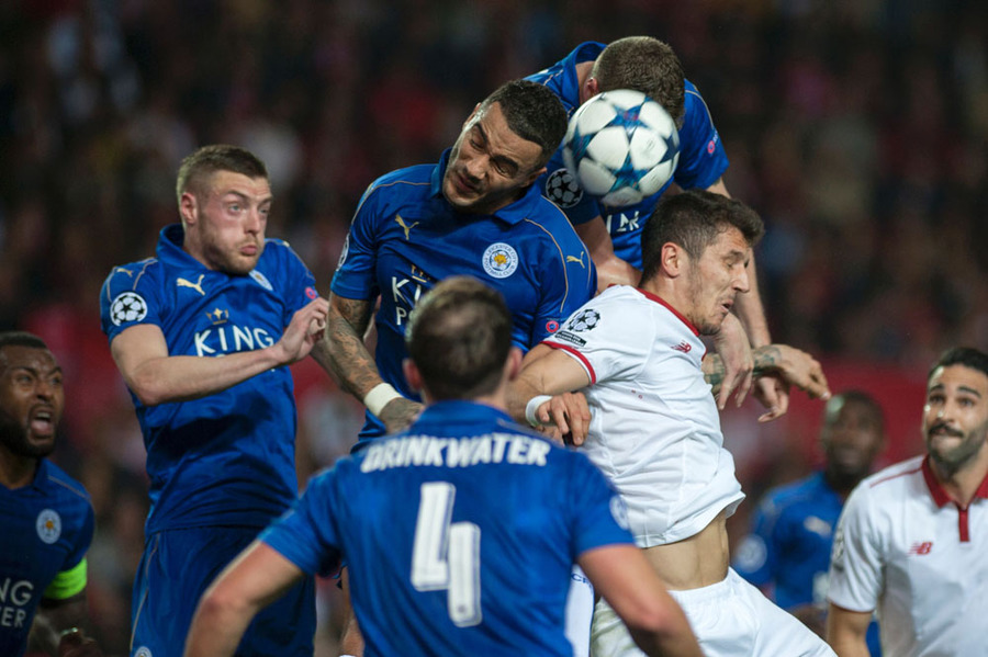 The Foxes Kalah Tipis di Markas Sevilla