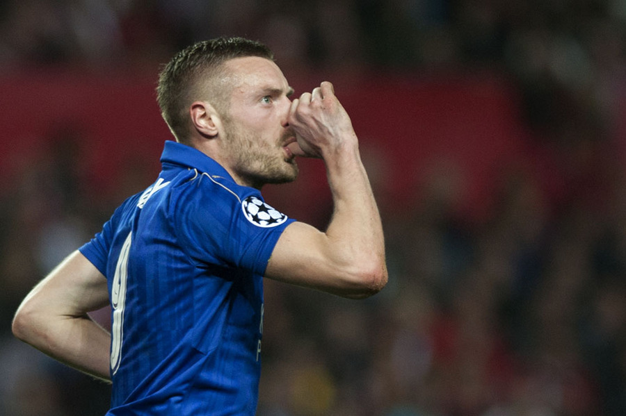 The Foxes Kalah Tipis di Markas Sevilla