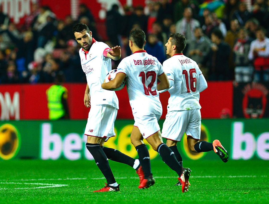 Gol Benzema Bawa Madrid Lewati Rekor Barcelona