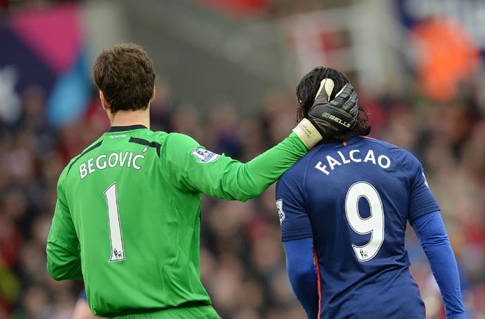 Falcao Beri United Satu Poin
