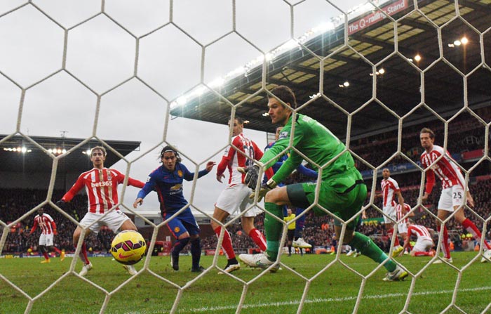 Falcao Beri United Satu Poin