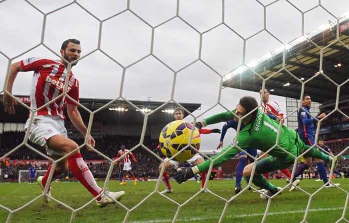 Falcao Beri United Satu Poin