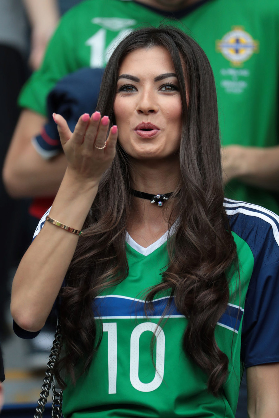 Kompilasi Suporter Cantik dan Seksi di Gelaran Euro 2016