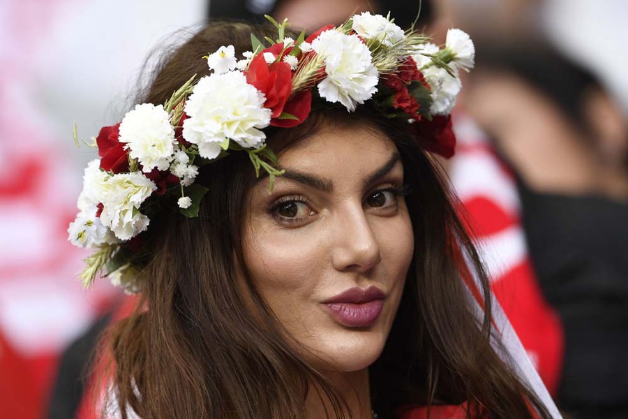 Kompilasi Suporter Cantik dan Seksi di Gelaran Euro 2016