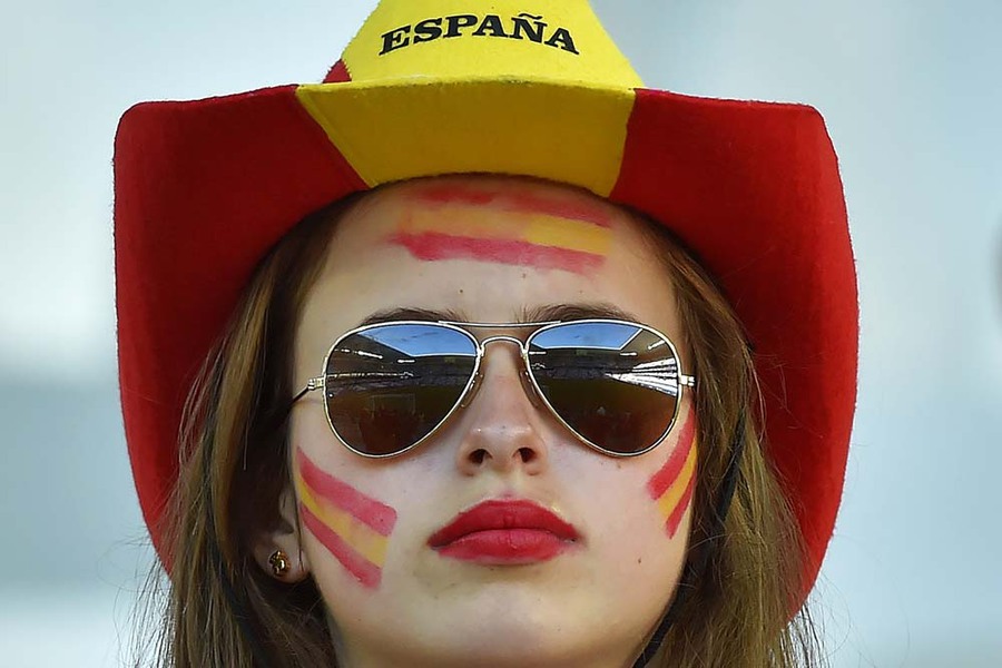Kompilasi Suporter Cantik dan Seksi di Gelaran Euro 2016