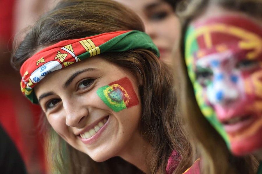 Kompilasi Suporter Cantik dan Seksi di Gelaran Euro 2016