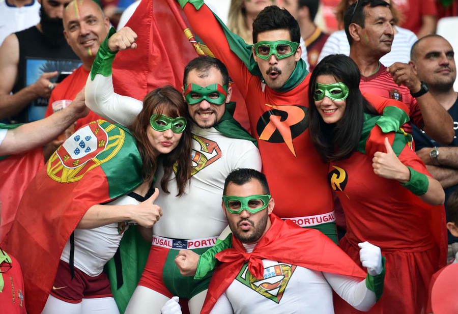 Kompilasi Suporter Cantik dan Seksi di Gelaran Euro 2016