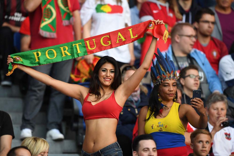 Kompilasi Suporter Cantik dan Seksi di Gelaran Euro 2016