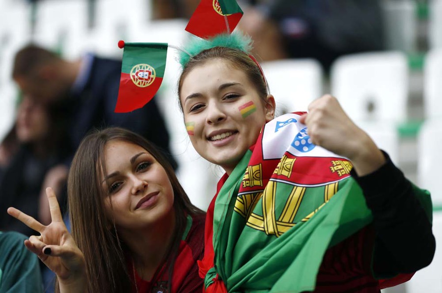 Kompilasi Suporter Cantik dan Seksi di Gelaran Euro 2016
