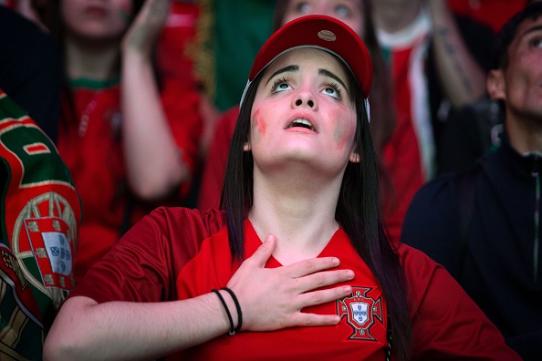 Kompilasi Suporter Cantik dan Seksi di Gelaran Euro 2016