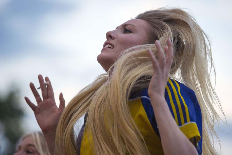 Kompilasi Suporter Cantik dan Seksi di Gelaran Euro 2016