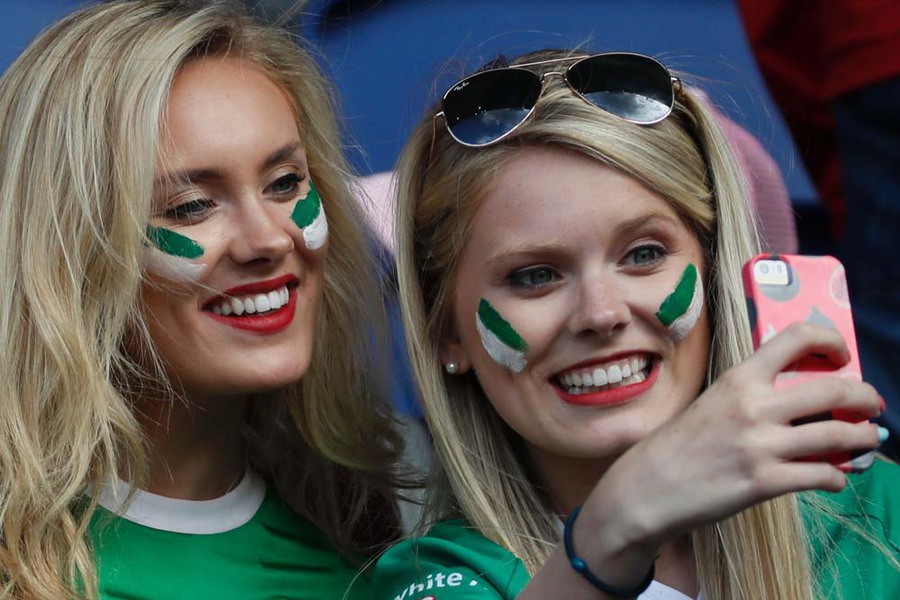 Kompilasi Suporter Cantik dan Seksi di Gelaran Euro 2016