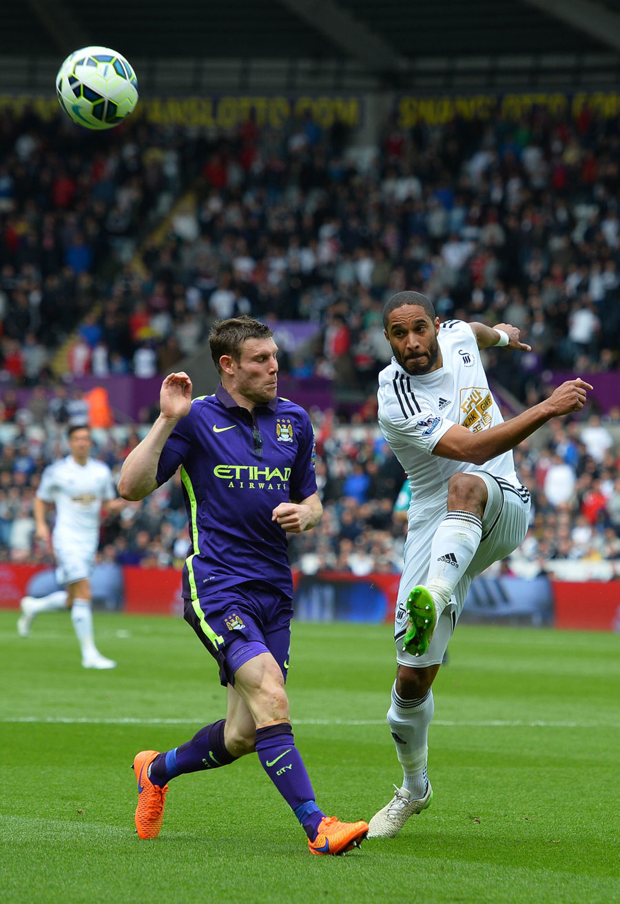 Man City Pesta Gol di Markas Swansea