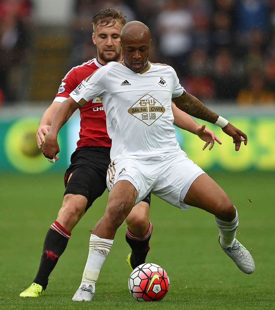 Swansea Sukses Kandaskan Man United