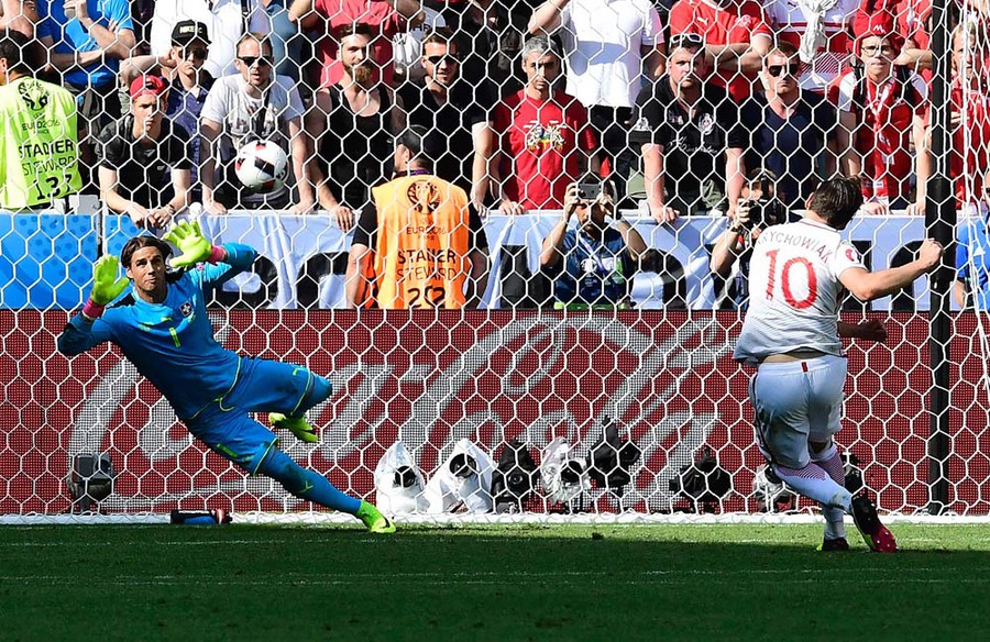 Drama Penalti, Polandia Langkahi Swiss