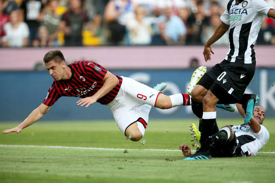 AC Milan Gagal Menang di Pekan Pertama