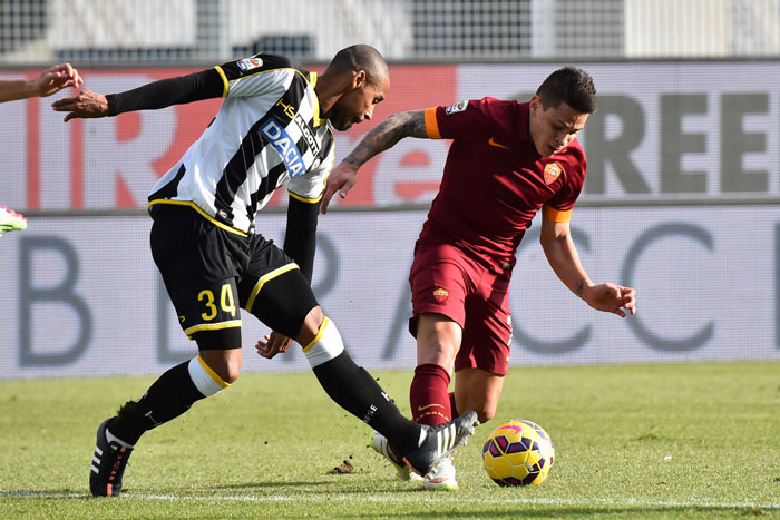 Gol Kontroversi Astori Menangkan Roma di Friuli
