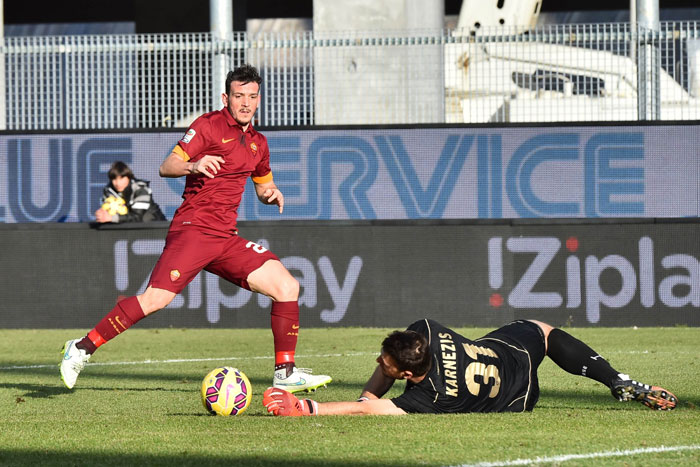 Gol Kontroversi Astori Menangkan Roma di Friuli