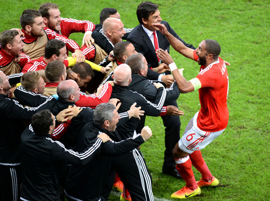 Wales Terus Melanjutkan Dongeng