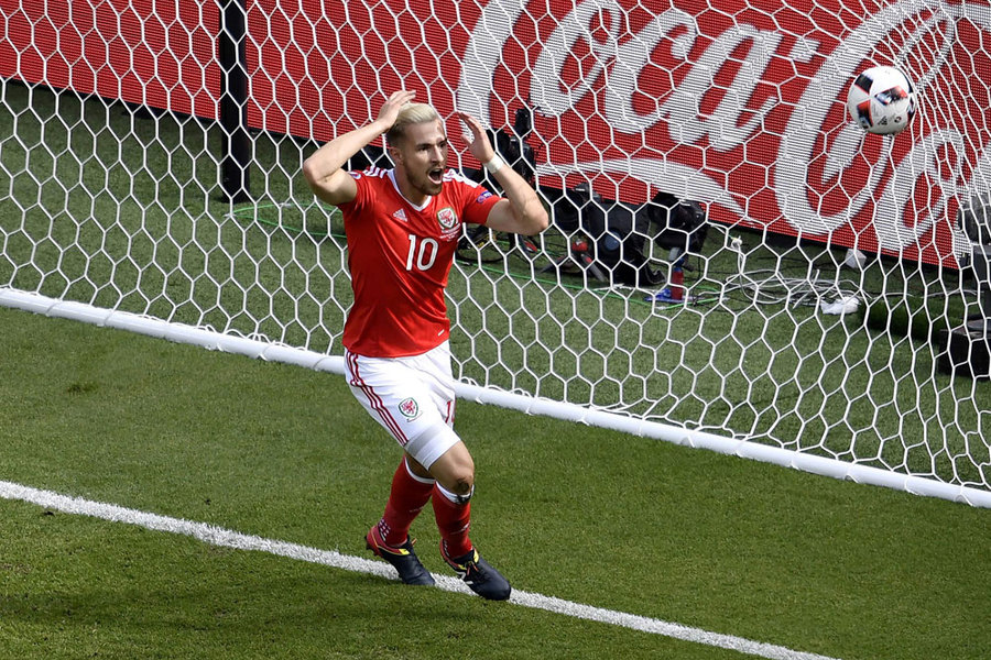 Gol Bunuh Diri Antarkan Wales Ke Perempat Final