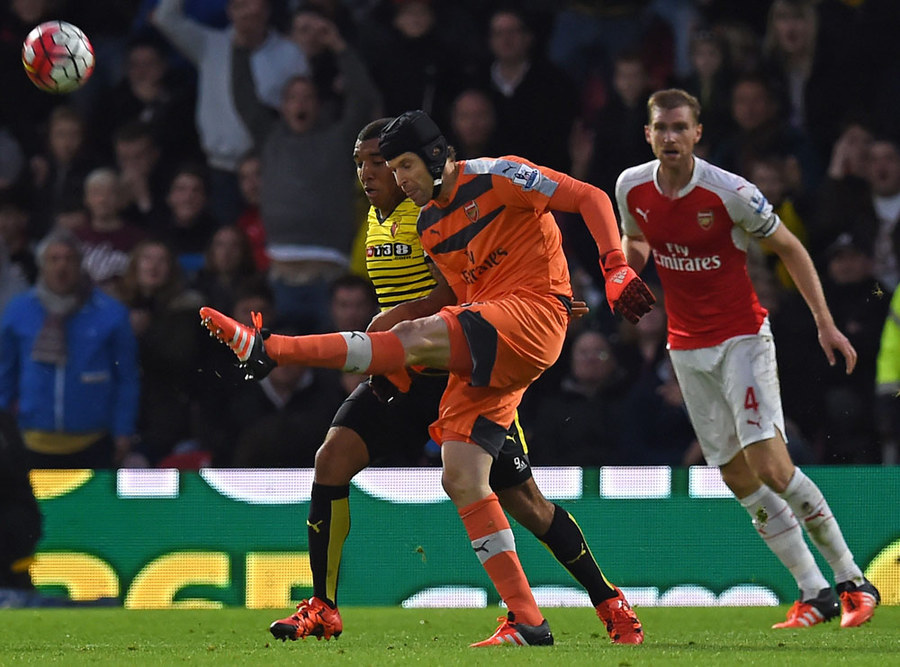 Gunners Ledakkan Hornets