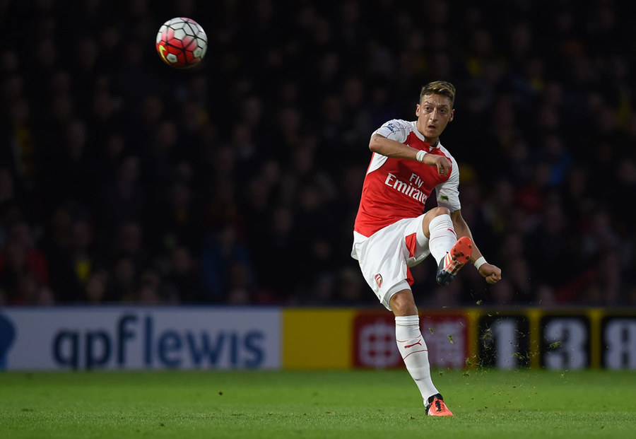 Gunners Ledakkan Hornets