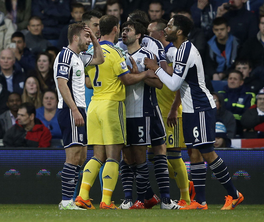 West Brom Lumat Sepuluh Pemain Chelsea